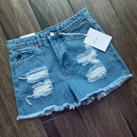 KanCan Pants - NWT KanCan Dream Medium Wash Distressed Shorts S